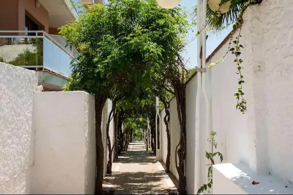 Fantastico Estudio Amplia Terraza Y Vistas Al Mar Benalmádena Spagna